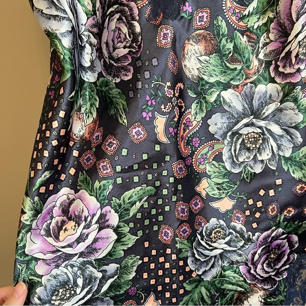 ✨ Vintage Gold Label Victoria’s Secret Blue Lace Floral Satin Slip Small - Picture 4 of 10